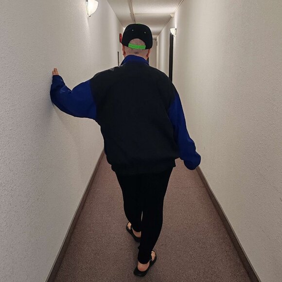 Vintage Adidas Blue & Black Windbreaker Jacket – Retro 90s Style - Picture 2 of 3